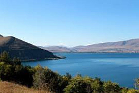 2 Countries in 1 Day:From Tbilisi to Armenia-Sevan & Yerevan