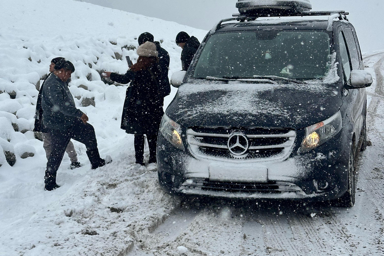 Tbilisi: Private Gudauri tour with photographer guide