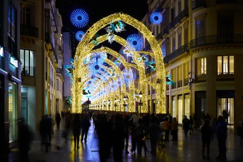 De feestelijke lichten van Málaga: Een kerstwandeltour