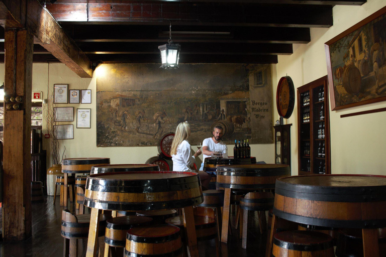 Funchal: Tour guidato della cantina H.M. Borges con degustazione di viniOro - 3 degustazioni