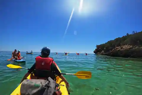 Réserve marine d'Arrábida : Excursion en kayak et plongée en apnée