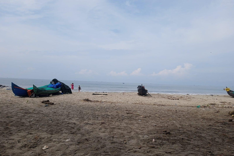 Local Fort Kochi Tuk-Tuk Tour