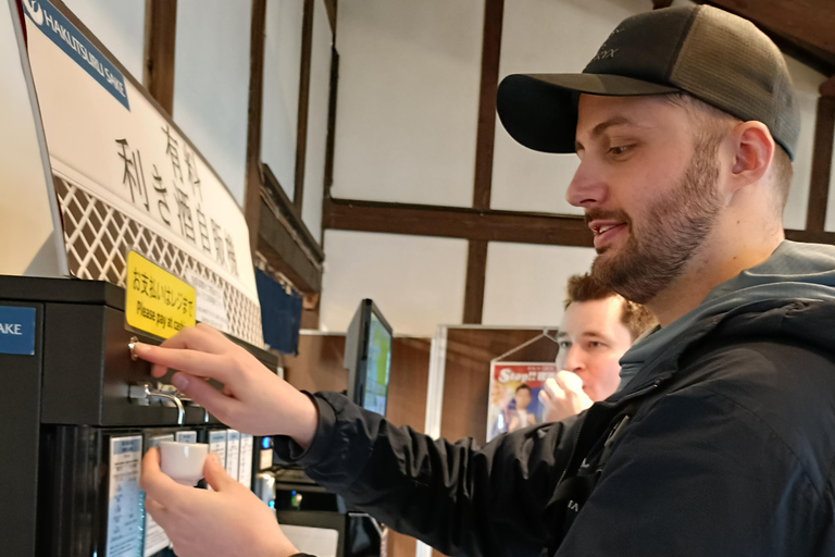 Kyoto: Fushimi Sake Tour with Brewery Visit & Tastings