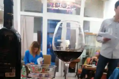 Rome: Wine and Food Tasting Experience at Speakeasy