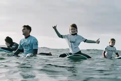 Tenerife: Private Surf Lesson catch your wave