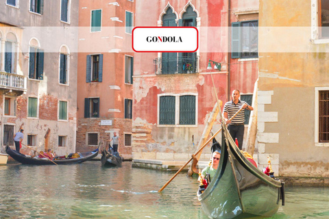 Venice: Gondola Ride with Serenade and Romantic Dinner
