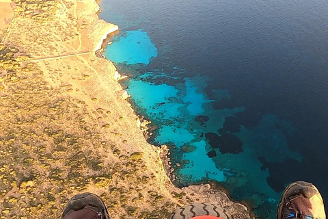 Mallorca: Volo Paratrike con acrobazie e arresto del motoreMaiorca: Volo Paratrike