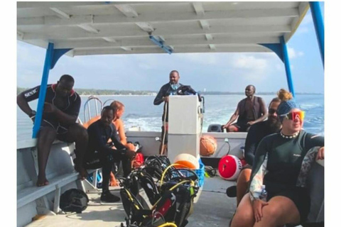 Mombasa: Scuba Diving Experience with Hotel Transfer