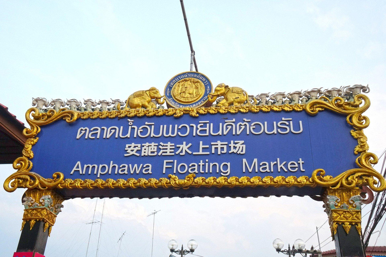 Bangkok: Amphawa Floating Market & Firefly Boat Tour Night Tour firefly floating Market