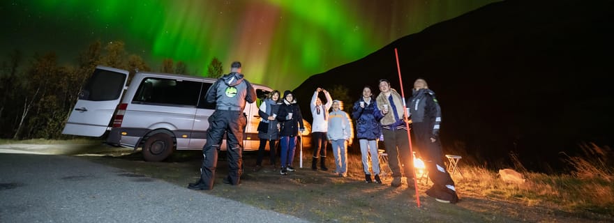 Tromsø : excursion spéciale aurores boréales en petit groupe (8 personnes), prise en charge gratuite