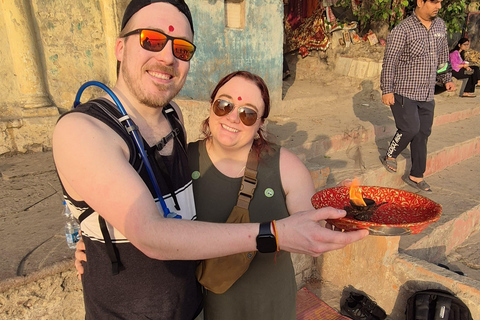 Delhi: meditación espiritual y paseo en barco con un músico folclóricoDelhi: meditación espiritual y paseo en barco con un músico folclórico como guía
