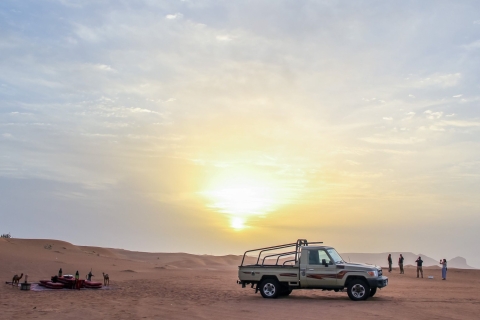 Dubai: Sunrise Desert Jeep Safari with Wildlife Private Tour