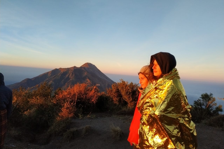 Mt.Merbabu Zonsopgang Trektocht 2 Dagen 1 NachtVan Yogyakarta Mt.Merbabu trektocht