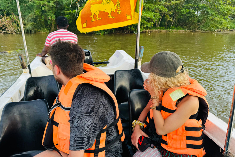 Mirissa: Deep Sea Fishing Tour & River Safari Crocodile watching & River Safari