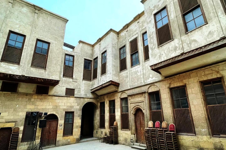 Cairo: Private Guided Tour to Bab al-Futuh & Old Cairo Gems! Tour, including Transportation and Italian Guide and Entry