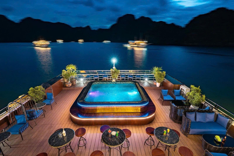 Hanoi: Ha Long bay 5 star cruise 2 day trip Meet at meeting point - Ha Long port