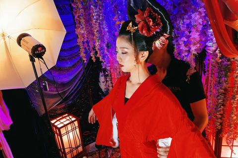 Tokyo: Private Makeover Photography Studio in Luxury Kimono