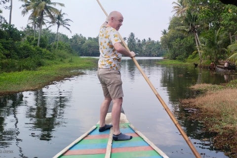 Backwater Cruise, Cloth Weaving, Coir Spinning, Kerala Lunch Murinjapuzha Cruise Tour with 3 or 4 people travels in cab.