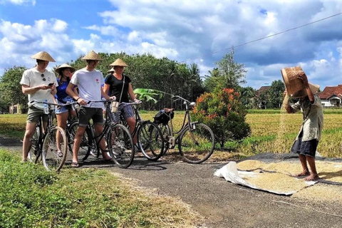 Yogyakarta: Village Cycling Tour with Classic Bicycle