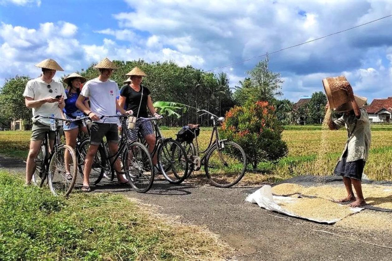 Yogyakarta : Excursion cycliste dans un village en bicyclette classique