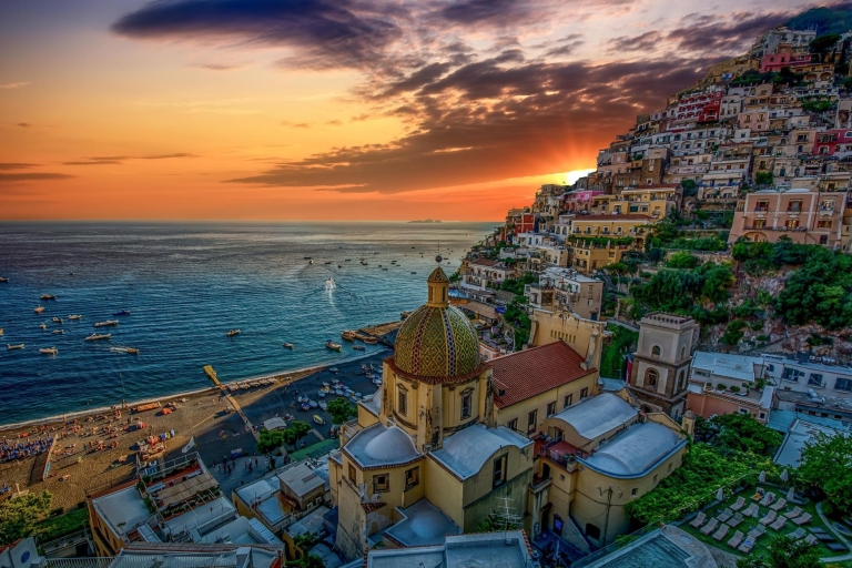 Sunset boat experience in Positano