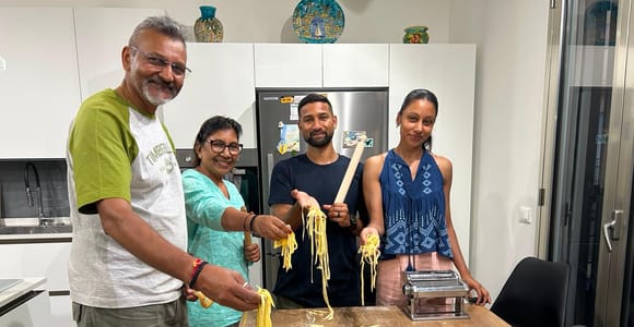 Sicily: Small-Group Pasta & Tiramisu Class in a Family Home