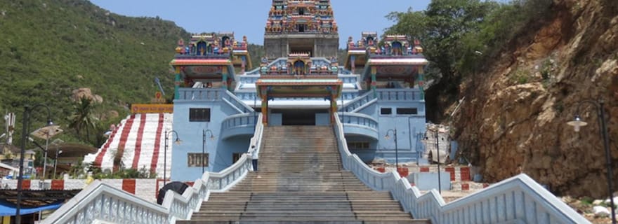 Coimbatore : Location de voiture privée avec chauffeur et horaires flexibles