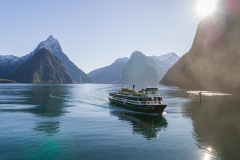 From Te Anau: Milford Sound Cruise and Coach Day Trip - Image 2