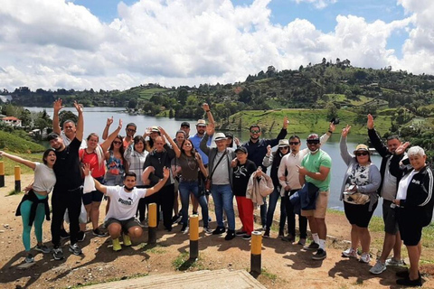 Depuis Medellin : Visite privée à el Peñol et au barrage de Guatape