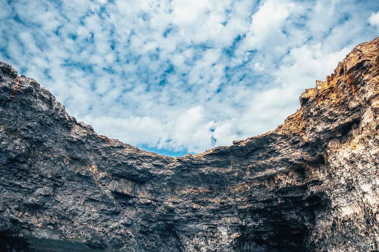 St. Pauls: Gozo & Comino Islands, Blue Lagoon & Seacaves Tour