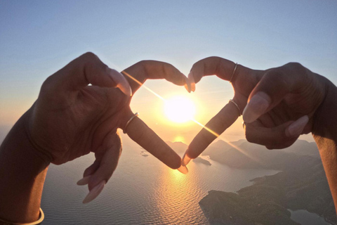 Tandem Paragliding in Fethiye, Oludeniz | Female Pilot