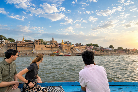 Varanasi: Personalized Walking Tour with Local Guide