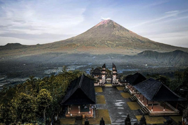 Bali: Gate of Heaven & Ubud Instagram Tour with Guide Gate of Heaven & Ubud Instagram (All Fees Included)