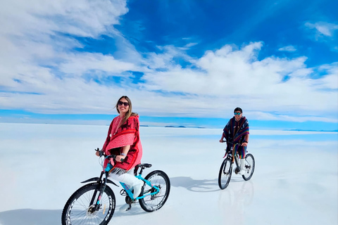 Uyuni Salt Flat: Bike Ride, Breakfast, Lunch, Sunset, Toast