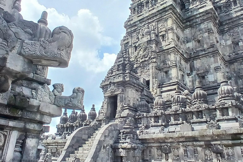 Yogyakarta: Prambanan Temple Guided Tour with Pickup