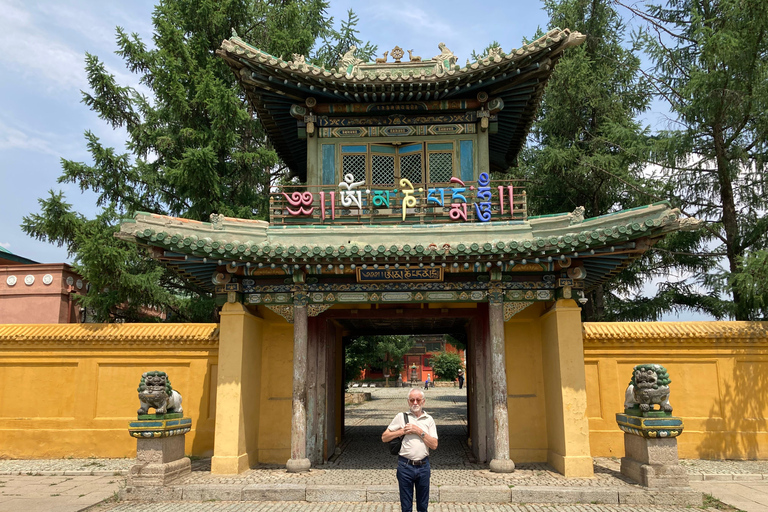 Ulaanbaatar: Private Guided City Tour with Car