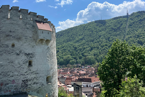 Brașov: Guided Walking Tour with Local Stories