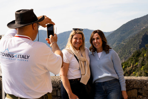 From Florence: Cinque Terre Day Trip with stop in Pisa Cinque Terre: Semi-Private Tour