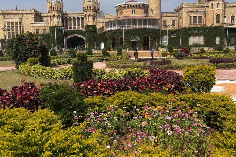 班加罗尔宫私人观光：历史与遗产导览班加罗尔宫私人观光：历史和遗产导览