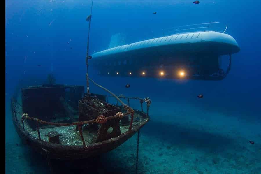 Maui: U-Boot-Abenteuer unter Wasser. Foto: GetYourGuide Maui: U-Boot-Abenteuer unter Wasser. Foto: GetYourGuide