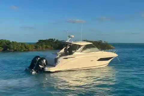 Turks & Caicos : Private Luxury Charters