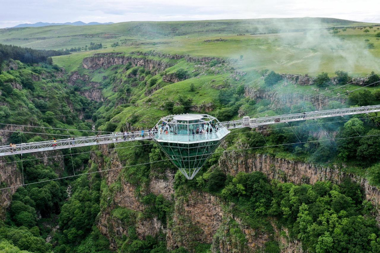 From Tbilisi to Dashbashi Canyon and the Diamond BridgeНика