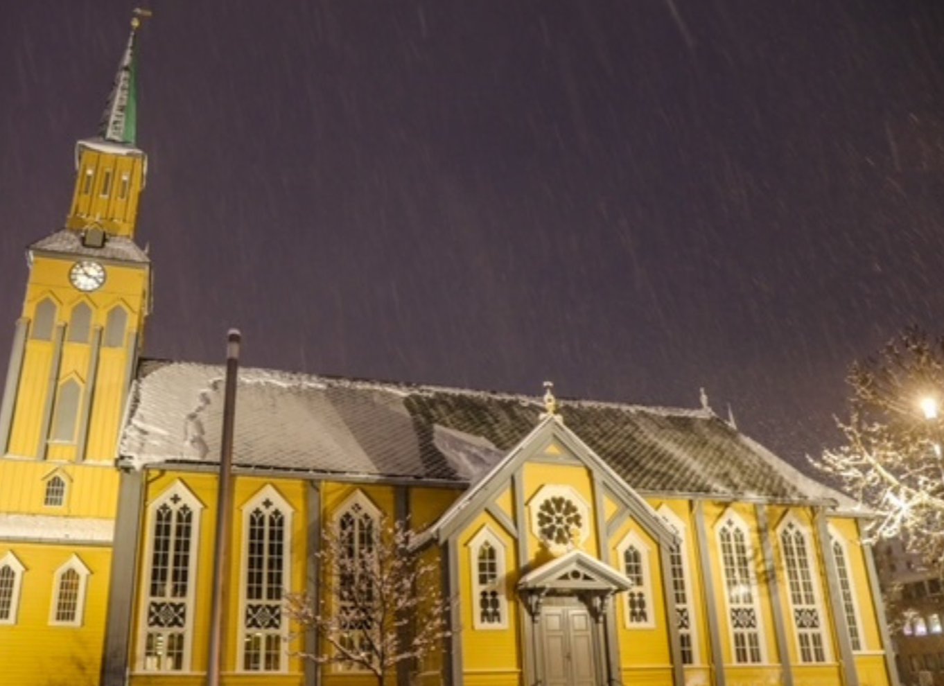 Tromsø: Billet til midnatskoncert i Tromsø Domkirke