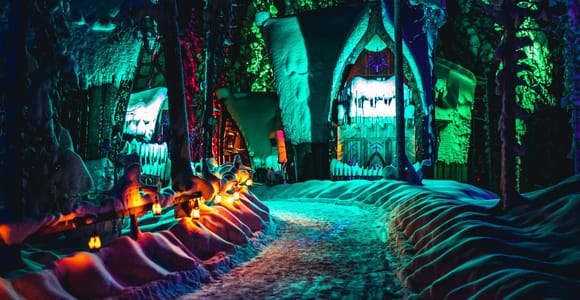 Levi: Arcandia Arctic Fantasy Park, Park Side Entry