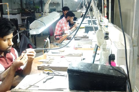 Kandy Traditional Jewelry making with gem cutting experience