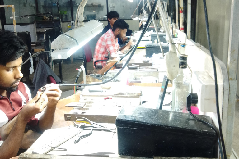 Kandy Traditional Jewelry making with gem cutting experience