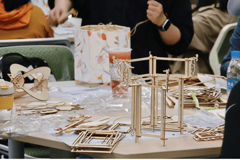 Guangzhou: Create Your Own Chinese Lantern (Light-Up Craft)
