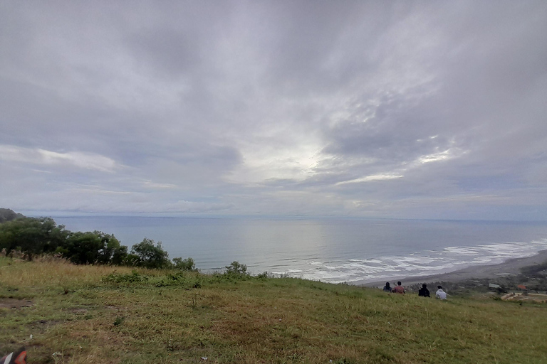 Yogyakarta: Palazzo Reale, spiaggia di Timang e tour al tramonto