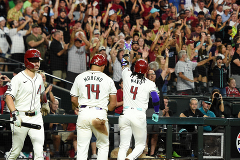 Phoenix: Arizona Diamondbacks Baseball Game at Chase Field Baseline View
