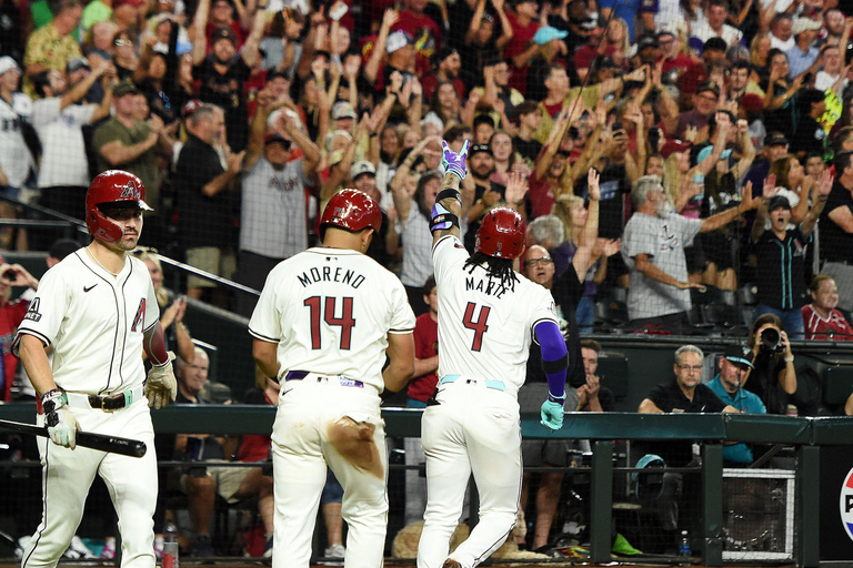 Phoenix: Arizona Diamondbacks Baseball Game at Chase Field Baseline View